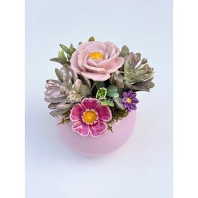 Rózsaszín kaspós asztaldísz