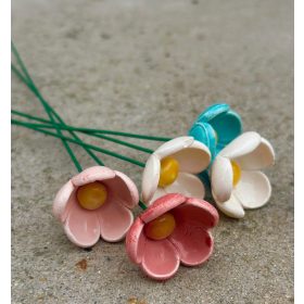 Kis kerek sziromvirág 