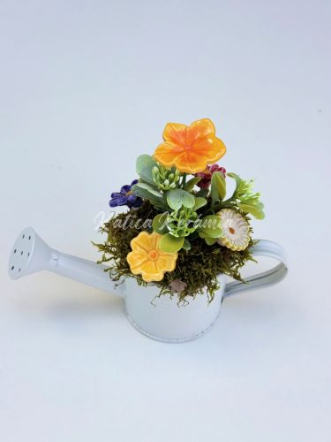 Kis kannás dekoráció