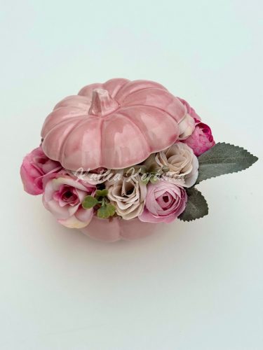 Rózsaszín tök dekoráció