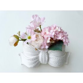 Fehér masnis dekoráció