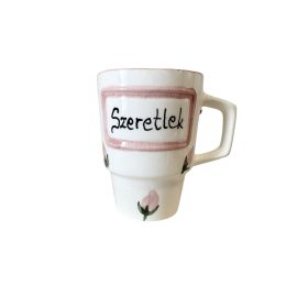 Feliratos címkés bögre